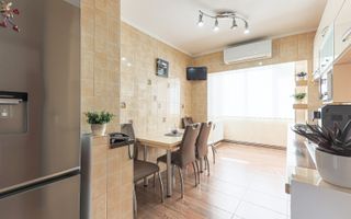 De vânzare apartament spațios cu 2 camere decomandat etaj 3 Comision 0 - Poză 3