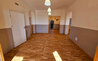 2 Vile Interbelice | Zonă Centrală | Renovate Integral 2024 - Poză 47