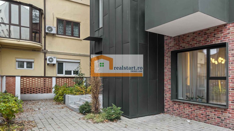 Vila individuala, acces metrou, 10 locuri parcare - Poză 41