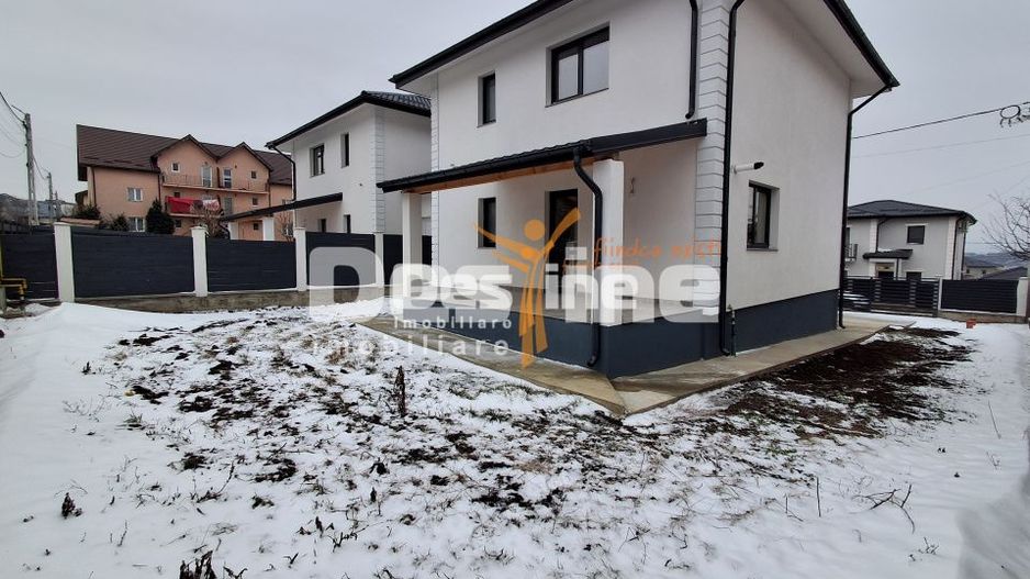 CASĂ tip duplex, situata in Valea Adanca - Poză 4