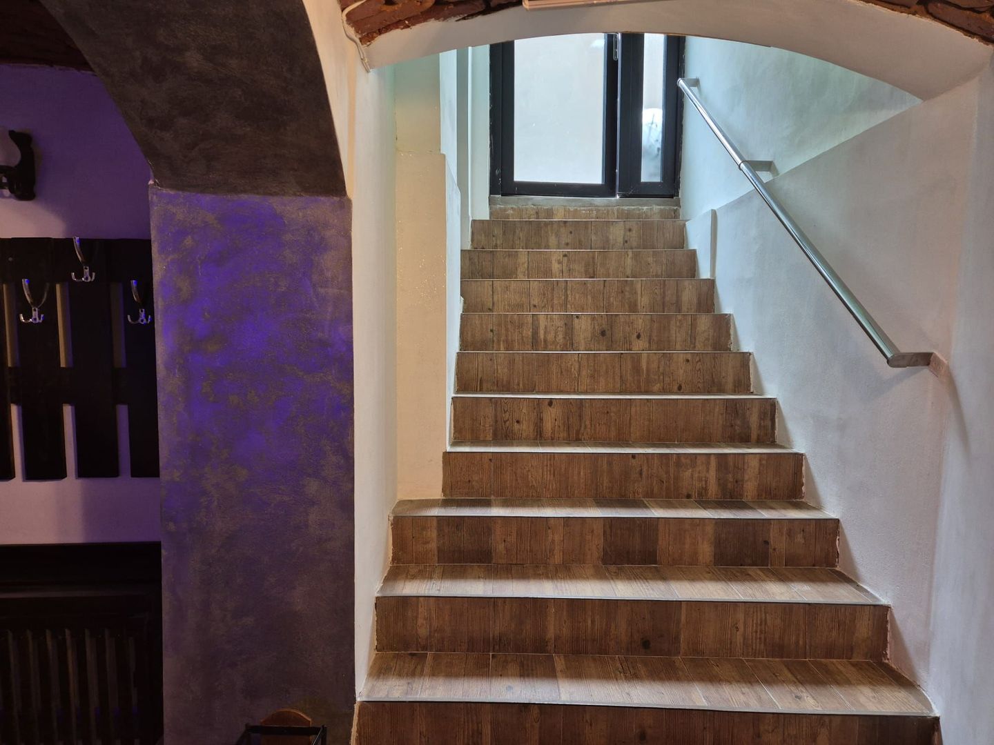 Str Lunga, zona Mielul Alb, spatiu comercial de 82mp tip crama, 129900 euro - Poză 6