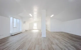 Vânzare spațiu comercial  Centru de 451,6 mp, amplasat pe teren privat - Poză 23