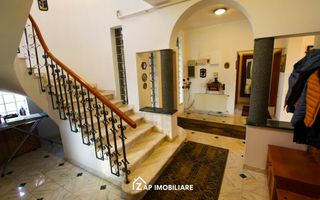 Unirii - Casa Zona Romcab -  400mp - 1259 mp teren - Garaj dublu - piscina - Poză 24