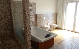 VILA CU 5 CAMERE IN COMPLEX REZIDENTIAL PE LANGA GRADINA ZOO - Poză 7