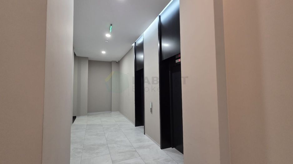 Apartament spectaculos cu grădină privată de 152 mp – disponibil spre închiriere - Poză 41