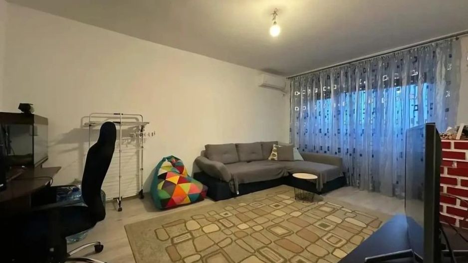 De Vanzare Apartament 3 camere Raul Doamnei-Drumul Taberei - Poză 1
