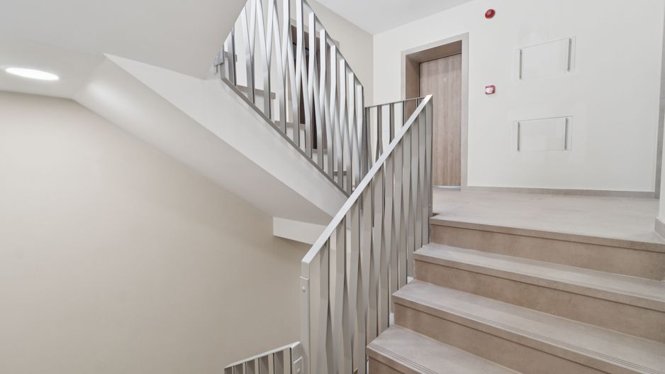 3 camere Spatiu Comercial 2000 euro Universitate bloc Nou 2025 UNICAT - Poză 2