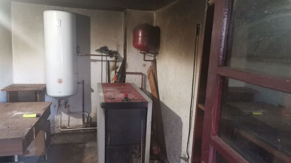 Teren cu casa si anexe in Budeasa Mare - Poză 8