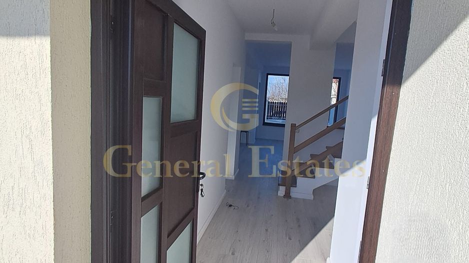 Vilă Nouă în Sânpetru | 174 mp | Construcție Solidă 2024 - Poză 3