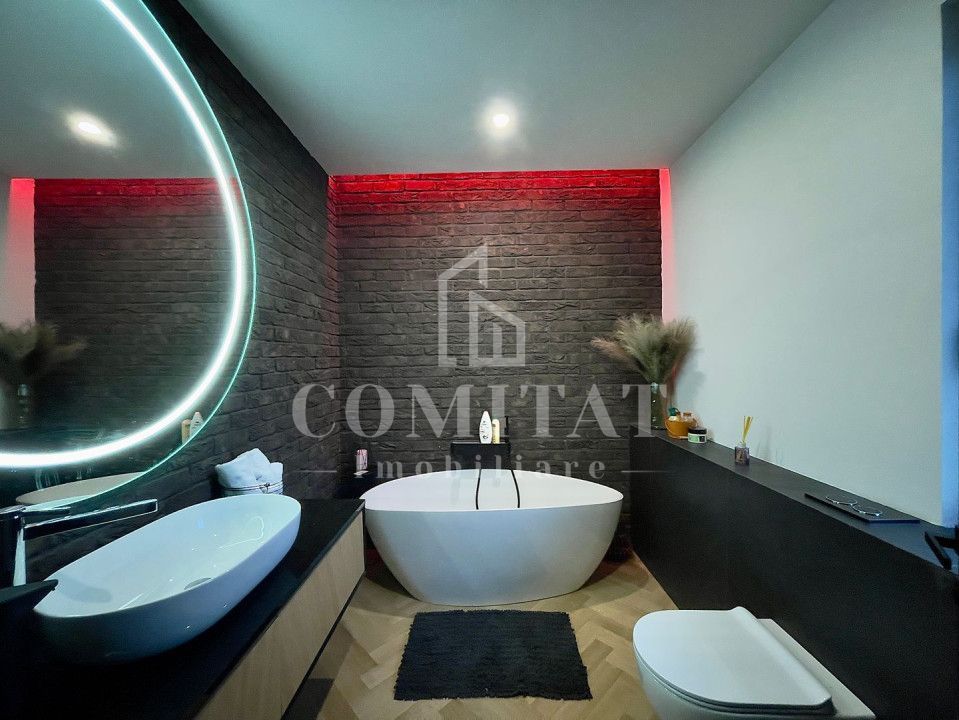 0% comision Vilă de lux la cheie lângă liziera pădurii - Poză 21