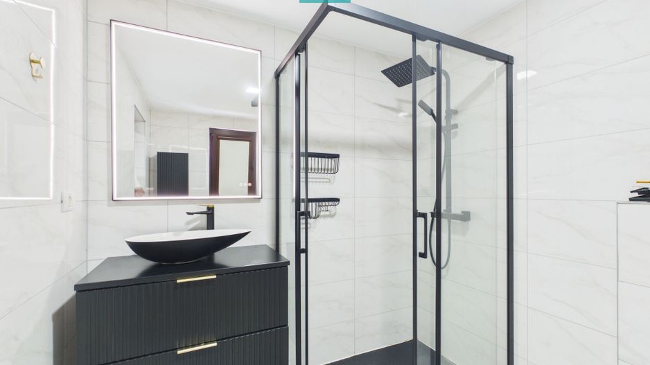 Apartament spațios cu 3 camere, zona centrală - Poză 7