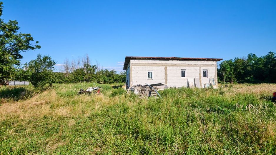 Teren Intravilan 1100 mp + Anexă 120 mp - Budeasa, Calotesti! - Poză 12