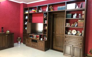 Vila de locuit in Bran/Predelut cu panorama superba. - Poză 16