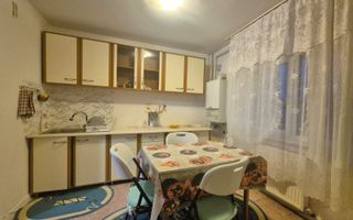 Zona Spitalul Judetean, apartament spatios, pet friendly - Poză 4