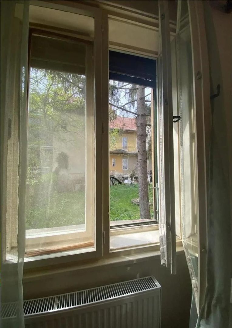 Apart 1 cam Balcescu parter centrala proprie - Poză 7