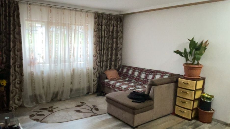 Casa de vanzare in Spatac - Poză 9