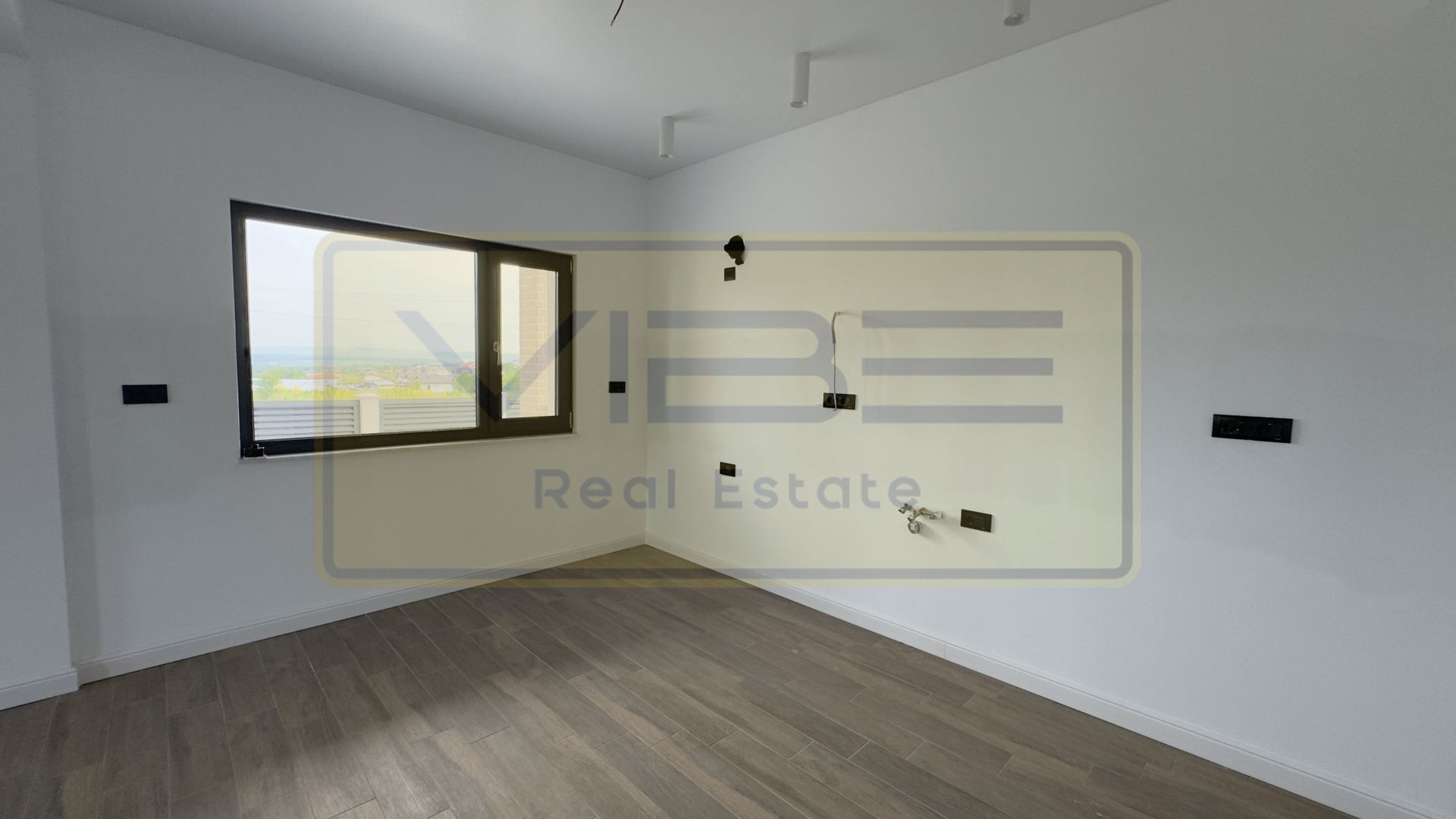 Casa individuala PREMIUM D+P+E 419mp teren, Miroslava - Poză 11