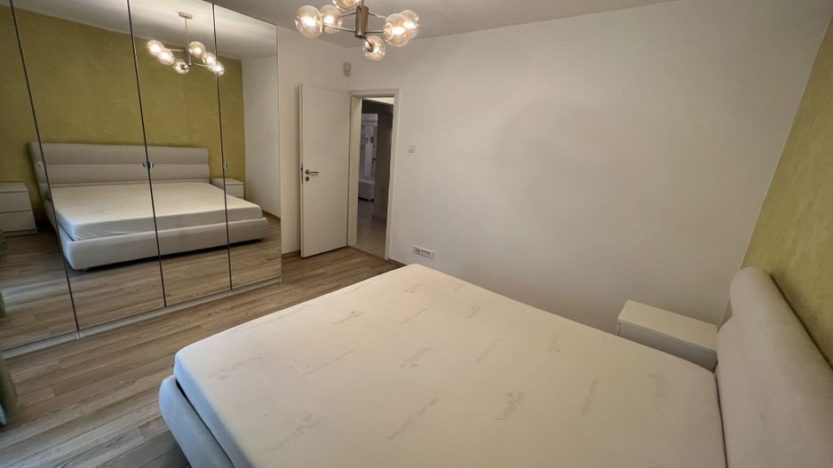 Apartament Lux 4 camere metrou loc parcare - Poză 10