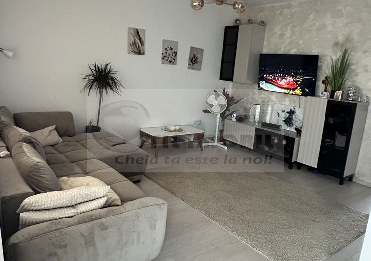 Casa modern mobilata cu 4 camere, 2 bai si terasa - capat CUG - 950€ - Poză 1