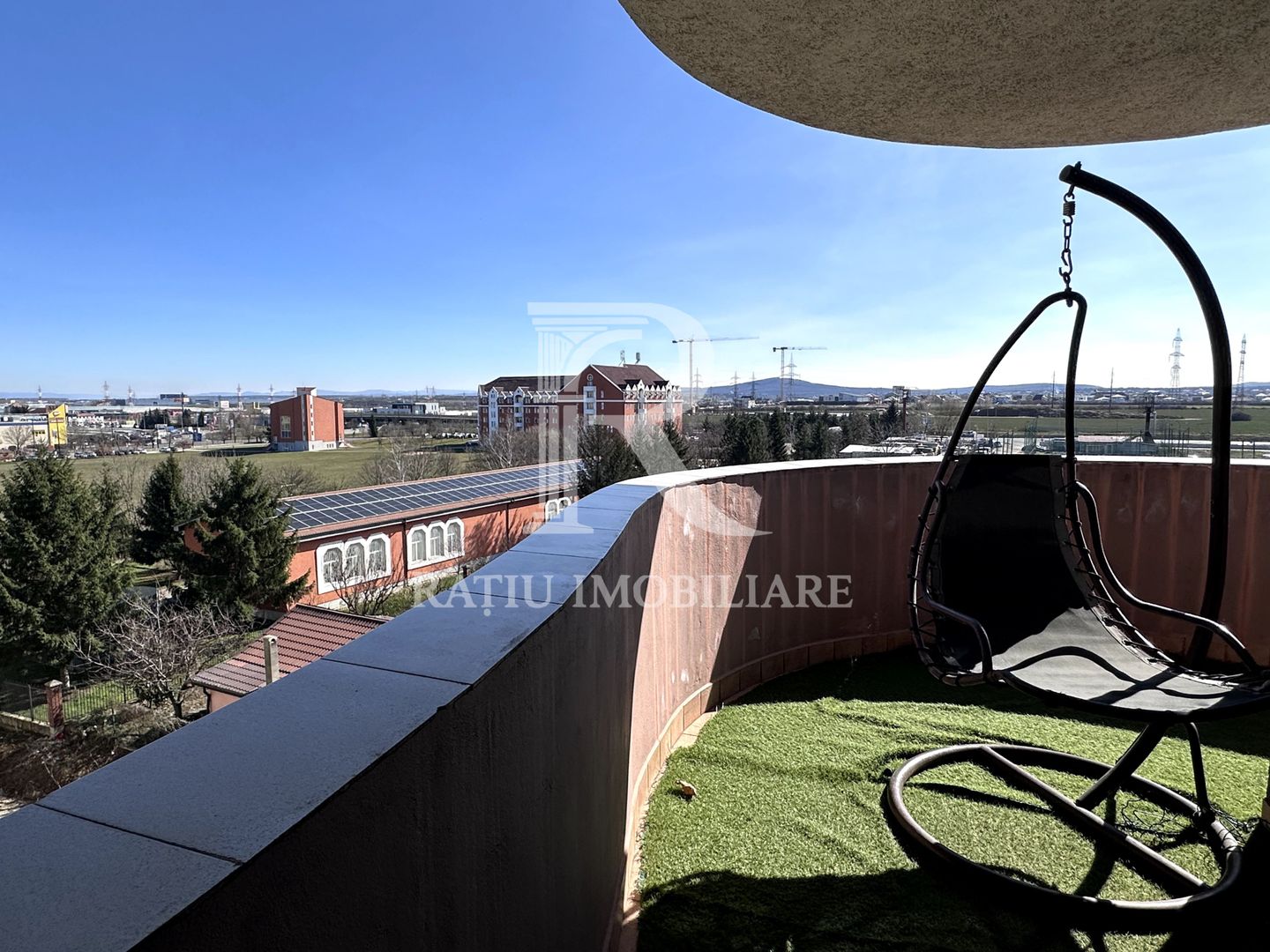 Apartament cu 3 camere | Nufărul Plaza | Vedere panoramică | Oradea - Poză 15