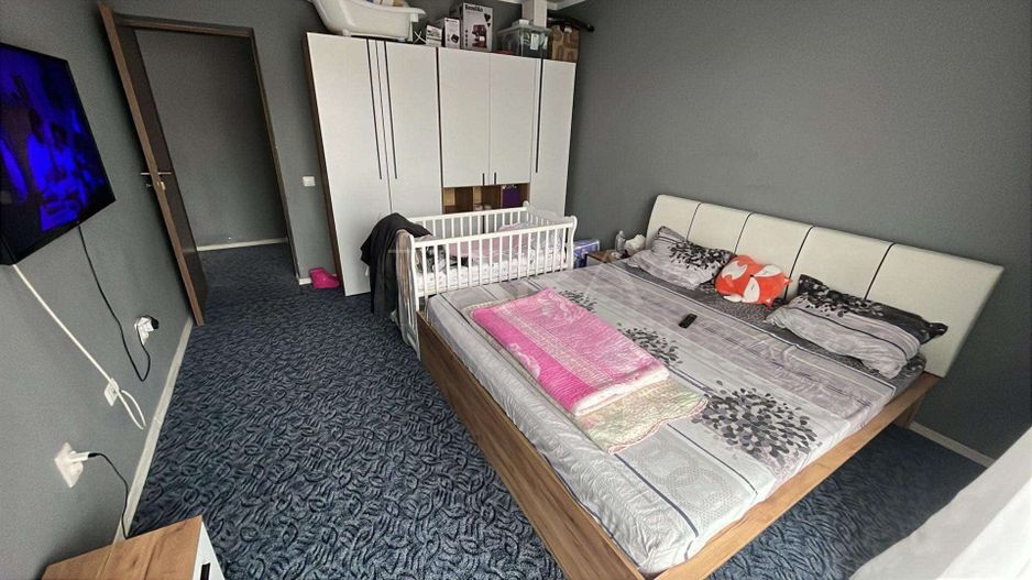 Apartament cu două camere decomandate în zona Eroilor, Florești. - Poză 4