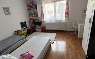 Apartament dececomandat, 3 camere, 84 mp utili, balcon 10 mp, Sebeș - Poză 3