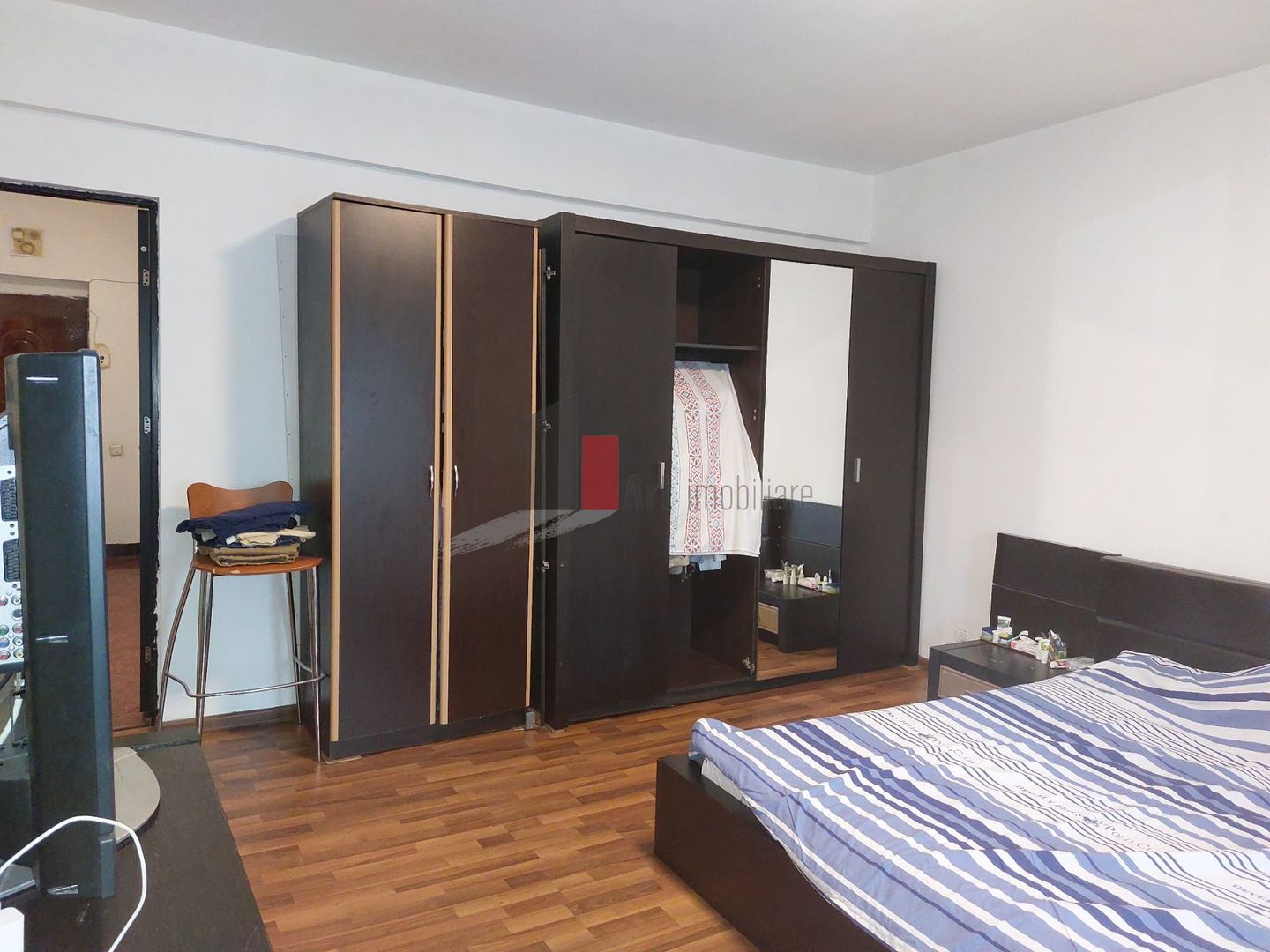 Apartamentul "SUPERMETO", pozitie foarte buna, amenajat - Poză 4