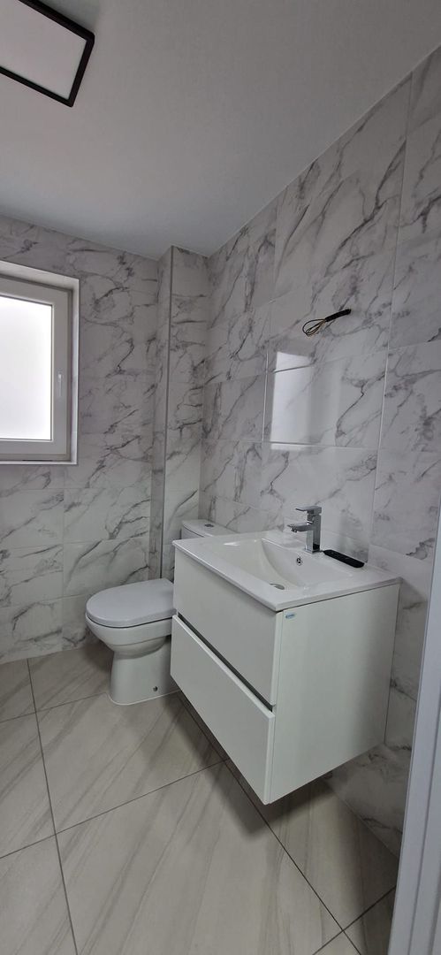 SE VINDE Apartament + Loc Parcare - Poză 12