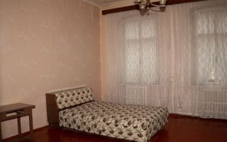 Casă tip duplex, ultracentral, str. Petru Rareș, curte 85 mp, 170000 € - Poză 21