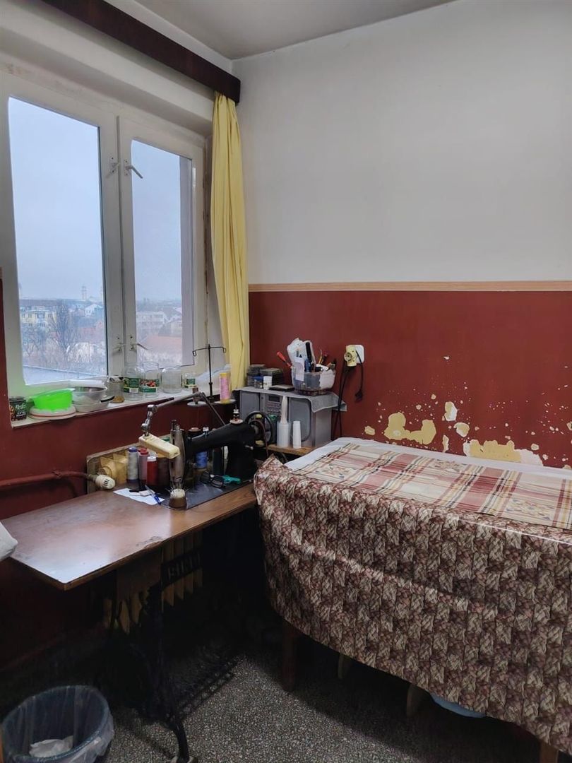 Apartament cu 2 camere decomandat Splaiul Crisanei - Poză 4