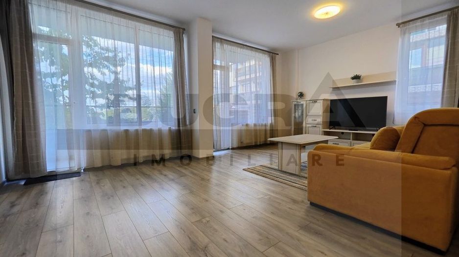 Apartament de 2 camere, 60mp, parcare, zona strazii Romul Ladea - Poză 1