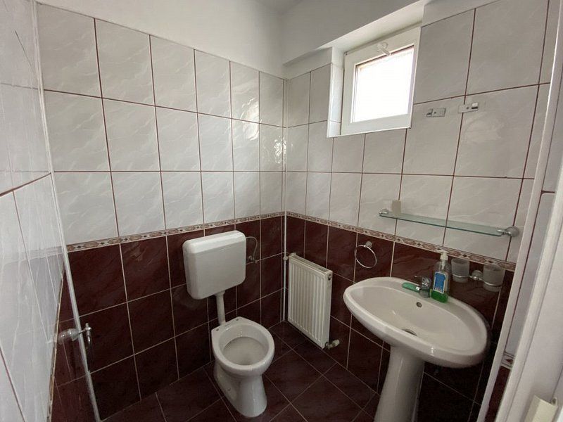 Casa P+2+M de inchiriat in zona Blumana - Brasov - Poză 13