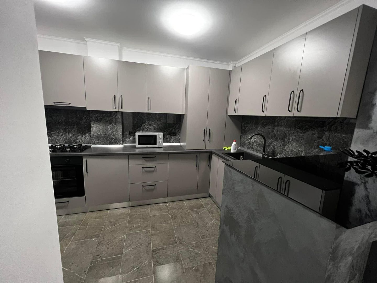 Apartament 2 camere- Valea Rosie - Poză 2
