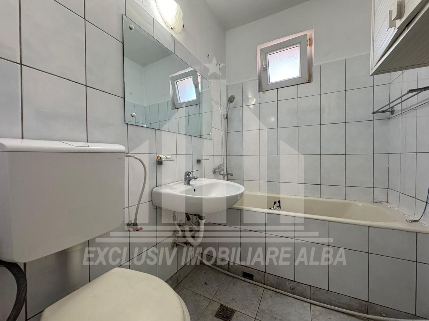 Apartament 3 camere | De inchiriat | 65 mp | Cetate - Transilvaniei - Poză 6