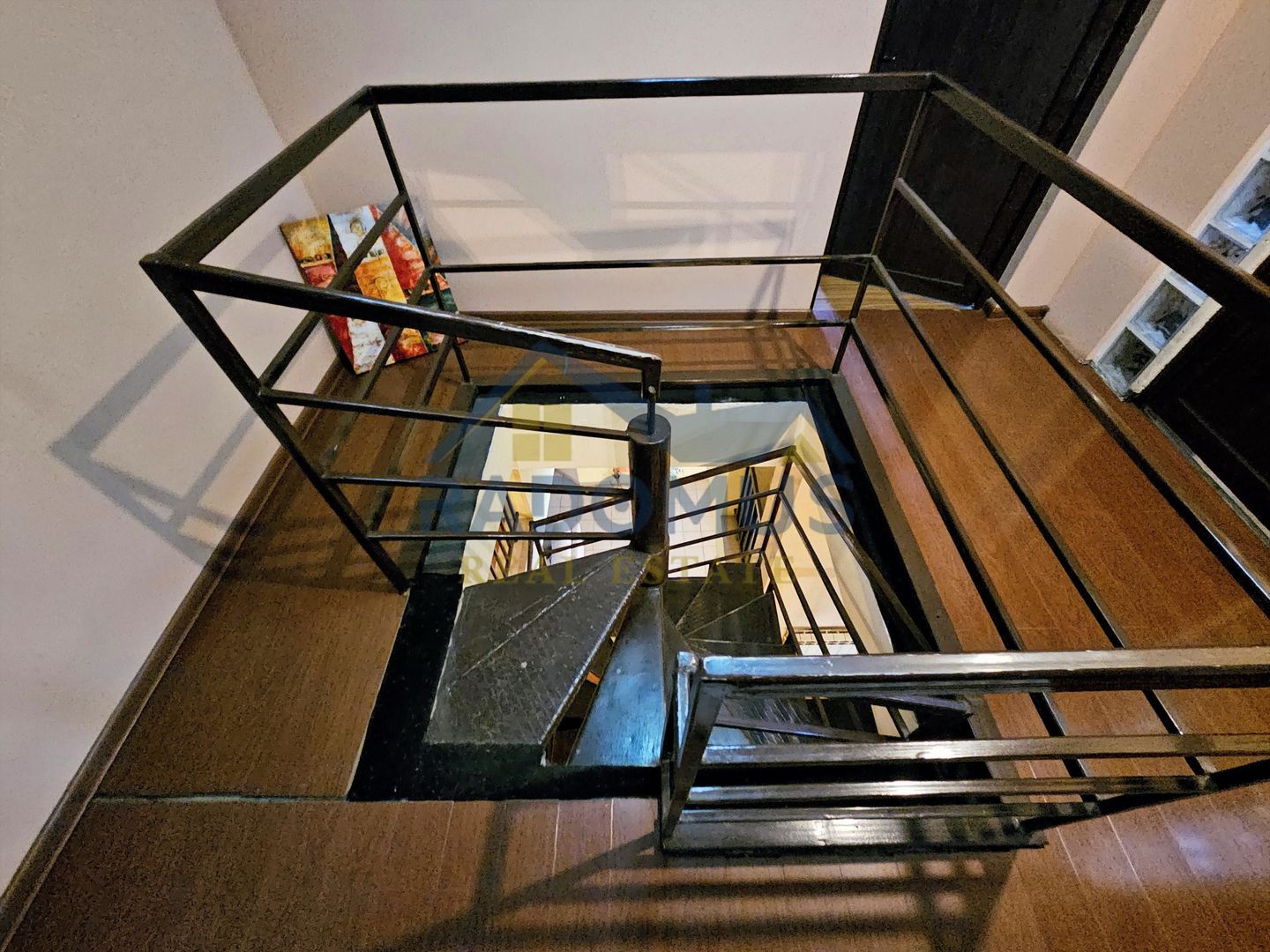 Vilă spațioasă, central, ideală pentru activități comerciale/birouri - Poză 15