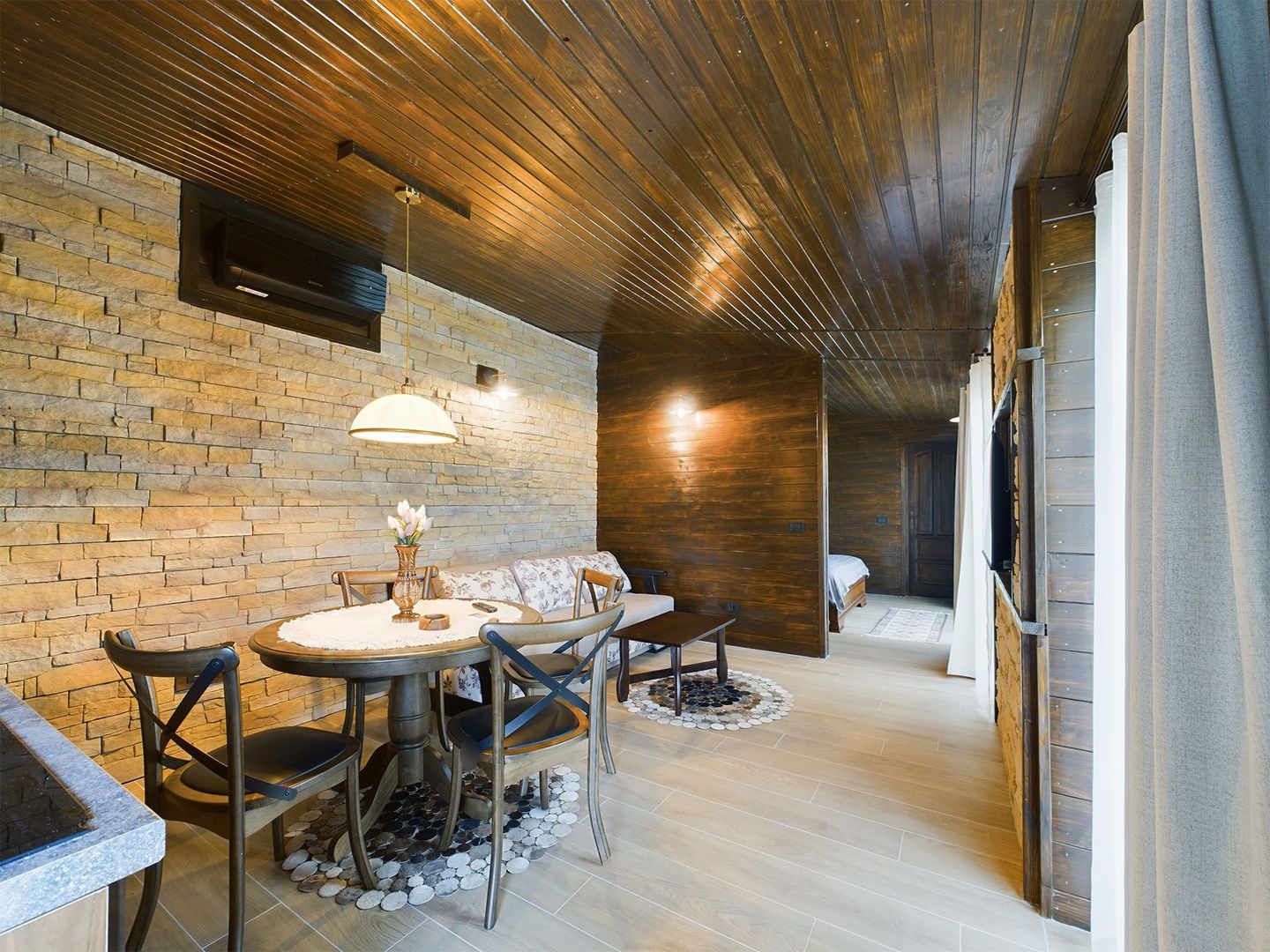 Pensiune de Lux pe Malul Dunării în Dubova - Poză 10