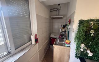 Garsoniera decomandata, etaj 3 / 4, Henri Coanda - 82 000 Euro - Poză 5
