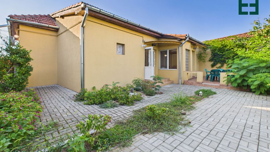 Casă cu teren de 468 mp - Cartierul Grădiște - Arad - Poză 1