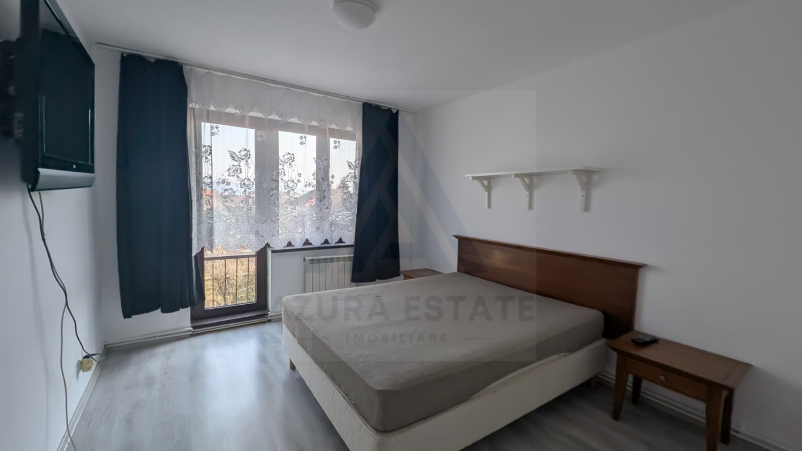 Apartament 3 camere 90 mp utili 2 bai balcon etaj 2 in zona Centrala - Poză 3