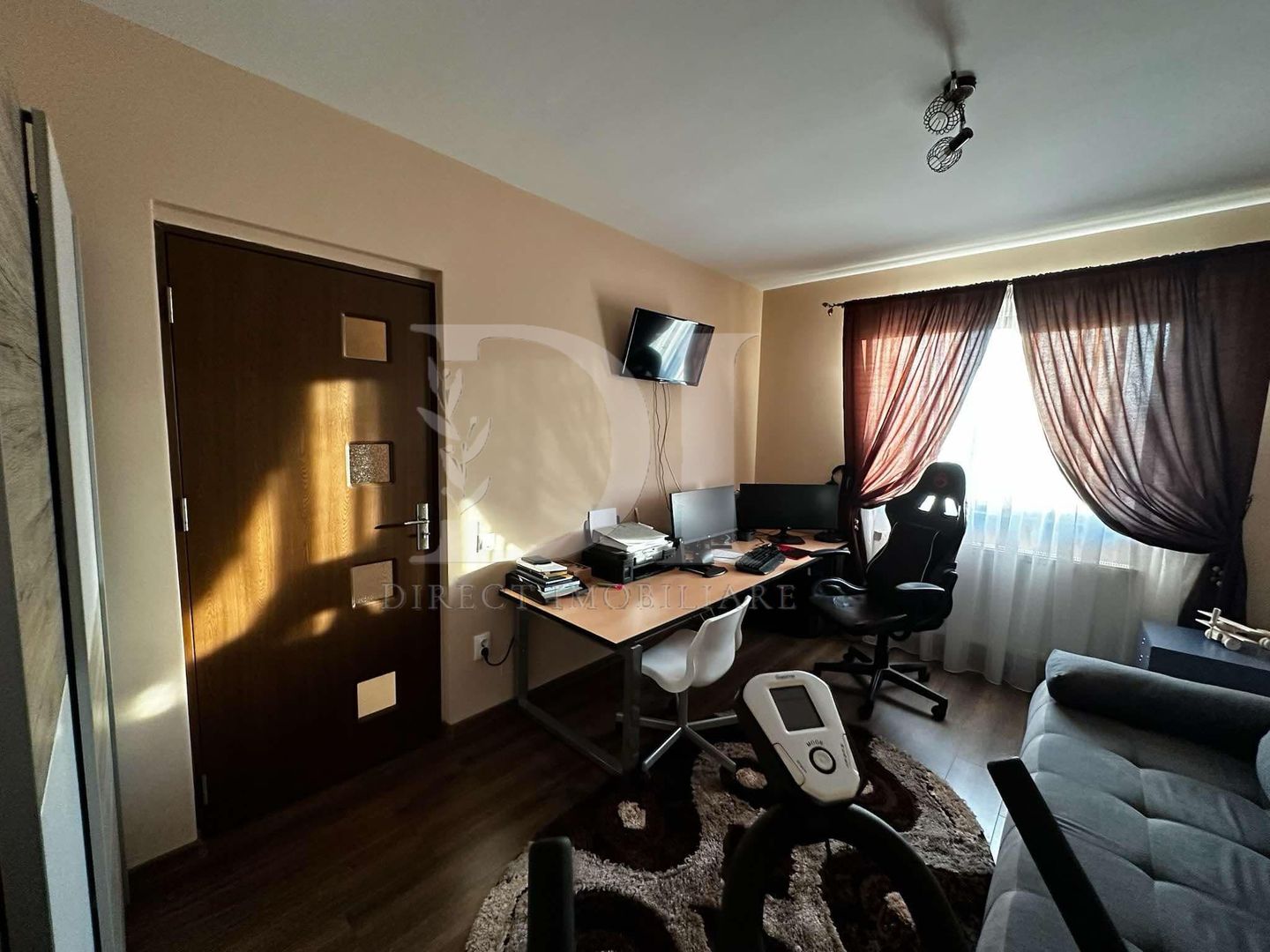 Duplex modern / Patru camere / De inchiriat - Poză 11