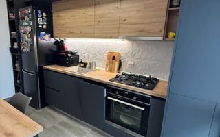 Apartament 2 camere. Decomandat. Loc de parcare. Bld. Metalurgiei. - Poză 5