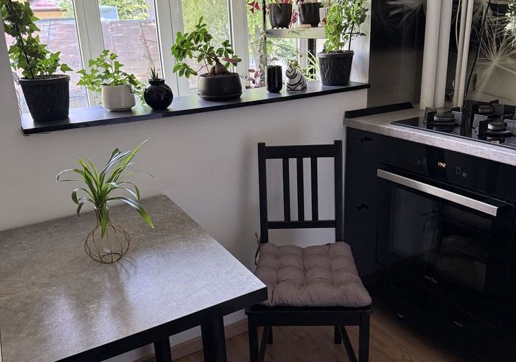 Apartament superb 2 camere Mihalache, mobilat, balcon, loc de parcare. - Poză 4