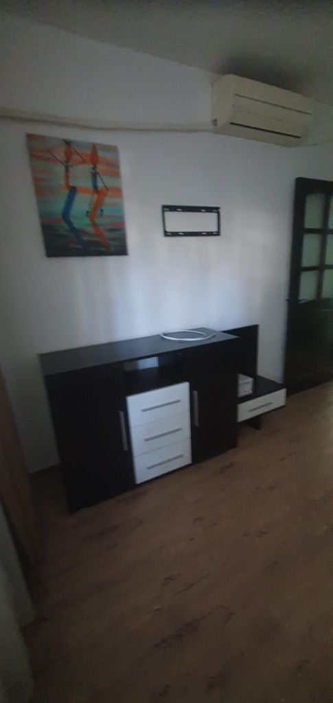 APARTAMENT 2 CAMERE ZONA INEL 2 / DEZROBIRII - Poză 7