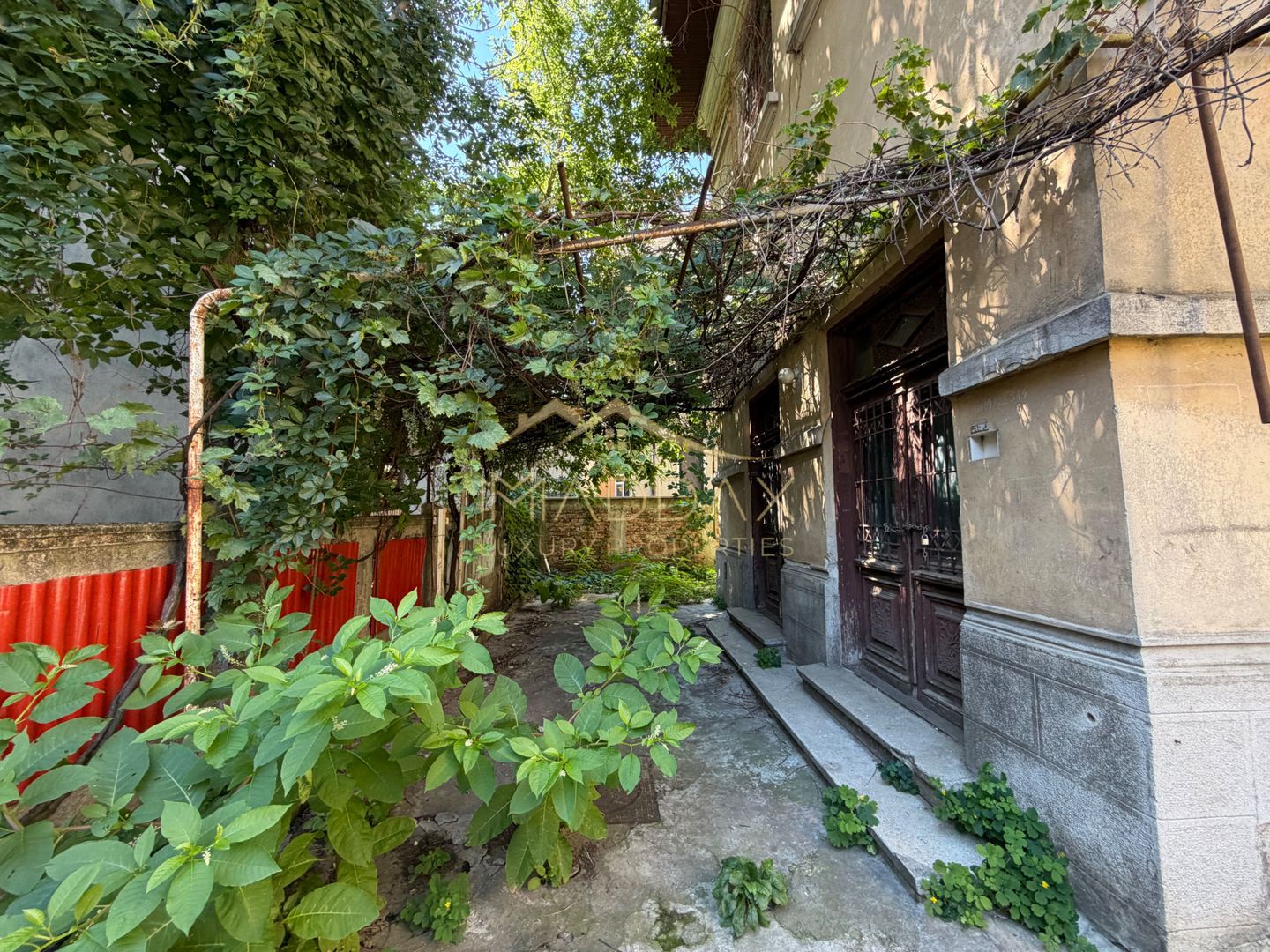 Vila cu 10 camere *540mp* // Zona Titulescu - Poză 48