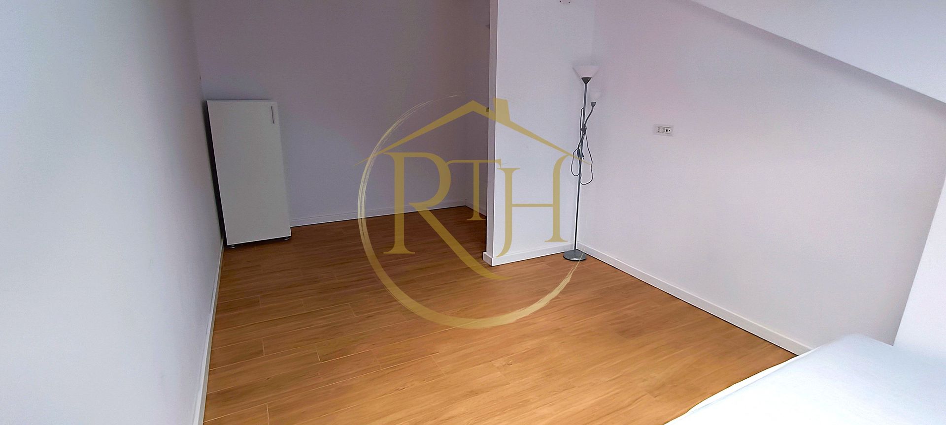 Apartament de închiriat (SAD) – ideal pentru locuință sau activități comerciale - Poză 9