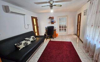 Apartament 3 camere, la casa, cu curte interioara, zona Tolstoi - Poză 1