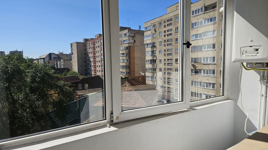 Spitalul Judetean-Zizinului garsoniera in bloc apartamente - Poză 3