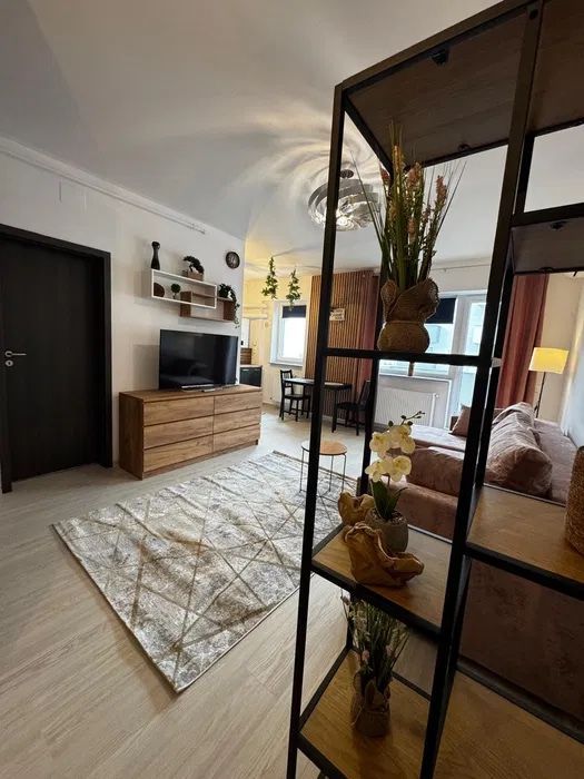 GARSONIERA LUJERULUI - CENTRALA PROPRIE, BLOC NOU, METROU 10 MINUTE - Poză 6