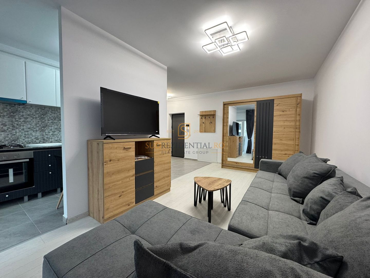 Apartament 2 camere tip studio de inchiriat  – Grand Kristal, Sector 4 - Poză 2