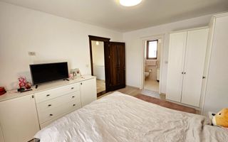 1/2 Duplex mobilat, utilat, 4 camere, pivnita, 200 mp teren - Poză 10